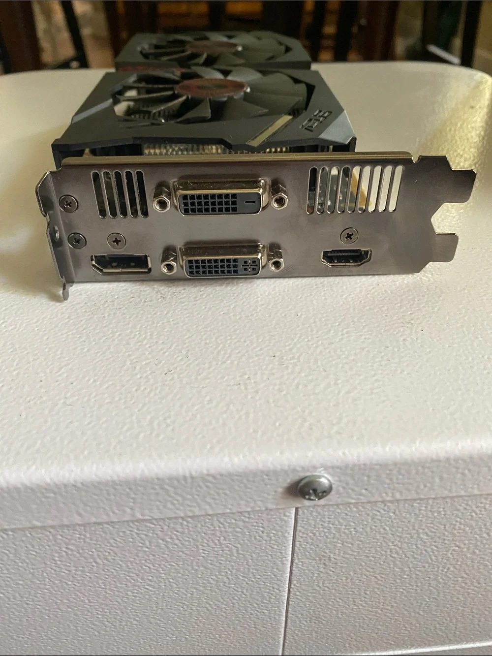 STRIX GTX 950 2GB5 GAMING WORKS GREAT!